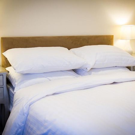 Fair Oak House Exeter Airport Hotel Ngoại thất bức ảnh