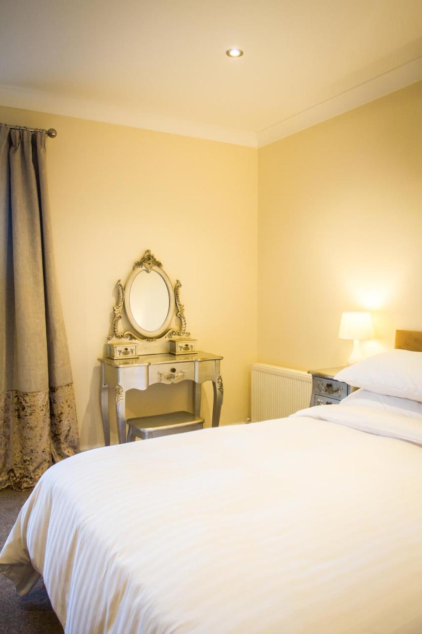 Fair Oak House Exeter Airport Hotel Ngoại thất bức ảnh